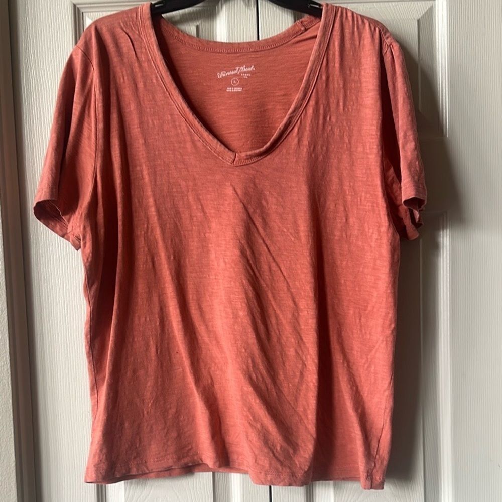 Universal Thread Women's Cotton Tee Shirt!